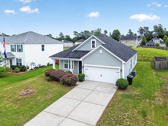 3rd image of 408 Forest Hills Rd