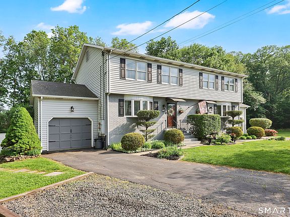 3rd image of 62 Longo Drive