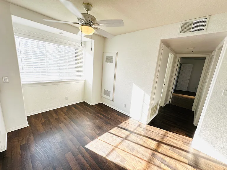 1524 E Spruce St #B — Photo 12