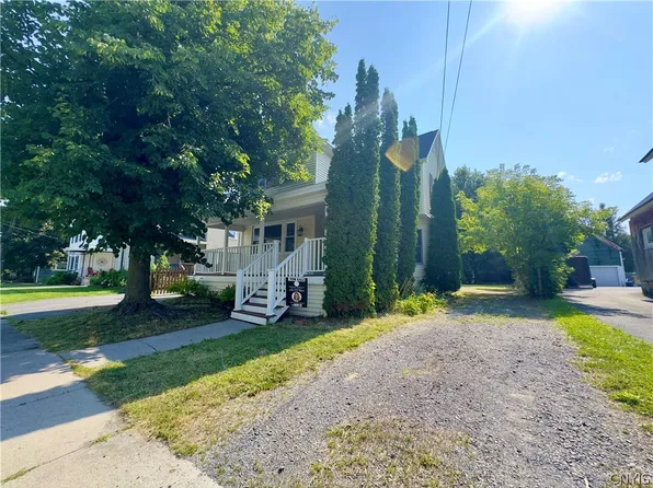 724 Cooper St, Watertown, NY 13601
