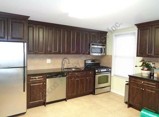 35-43 30th St #2, Astoria, NY 11106