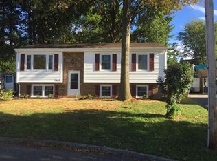 623 Angle Ln NE, Roanoke, VA 24019