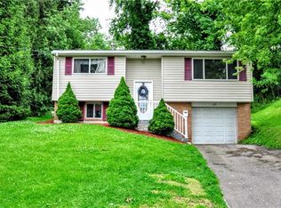 299 Oak Ave, Elizabeth, PA
