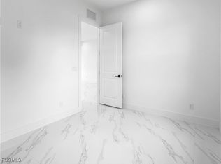 916 Sara Ave N #916, Lehigh Acres, FL 33971
