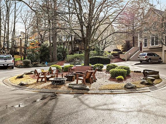 4th image of 2327 Goodwood Blvd SE #2327