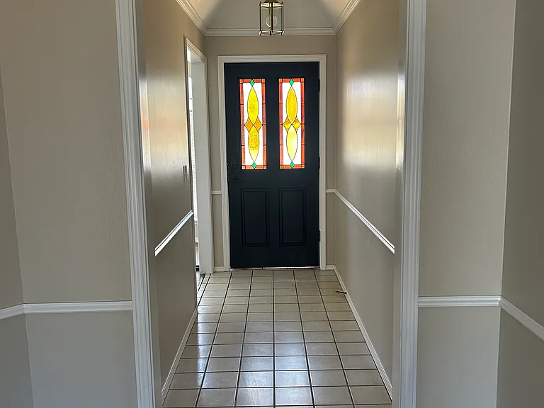 6708 Chalet Ct — Photo 4
