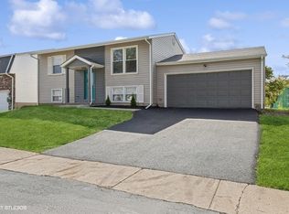 17760 Devon Dr, Country Club Hills, IL 60478