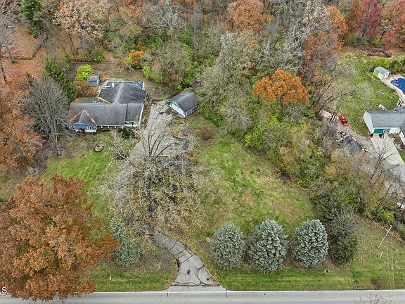 2nd image of 6616 Elmer Dr