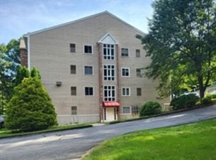 44 Maria Ave APT 101, Southbridge, MA 01550