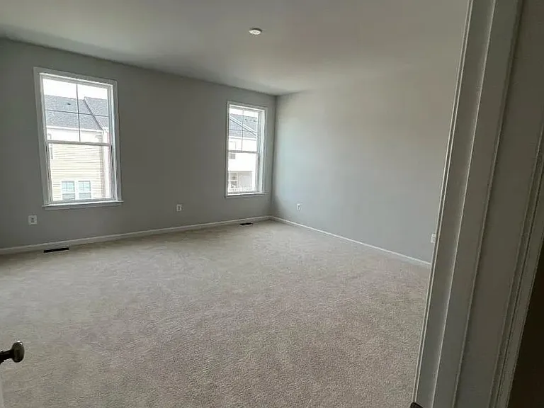 809 Birchwood Hill Pl #B — Photo 14