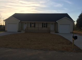 1955 Glen Manor Ct, Lincolnton, NC 28092