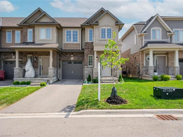 83 Beasley Grv, Hamilton, ON L9K 0J7