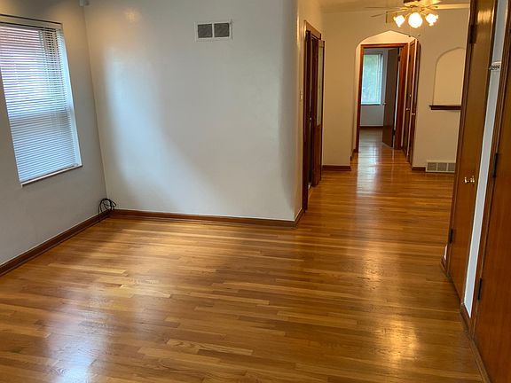 2nd image of 6210 Loughborough Ave APT 1