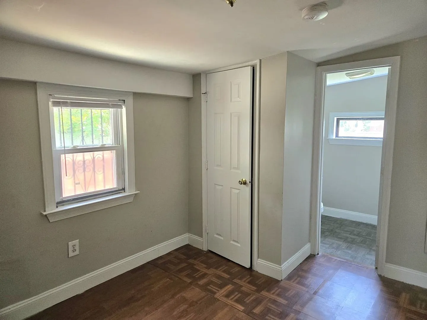 4 Bedroom Single Family Home in Fairmount Heights — Photo 3