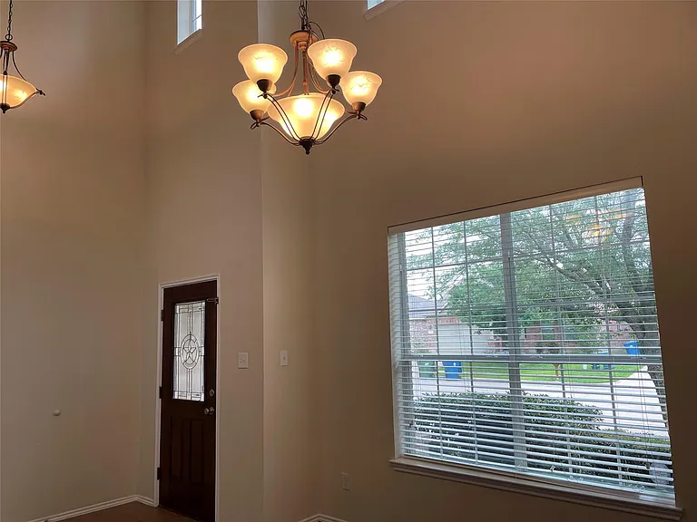 1013 Camp Verde Dr — Photo 15