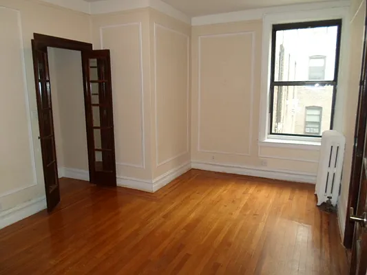 Sold by Manhattan Network Inc. | media 4