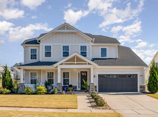 236 Scarlet Tanager Cir, Holly Springs, NC 27540