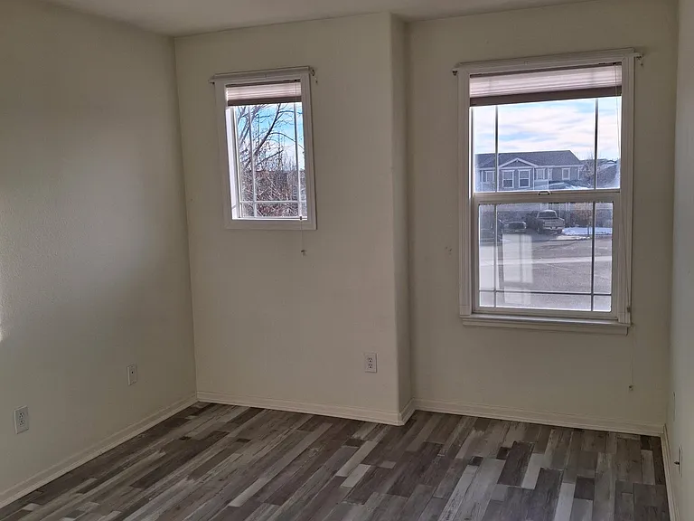 458 Bonanza Dr — Photo 17