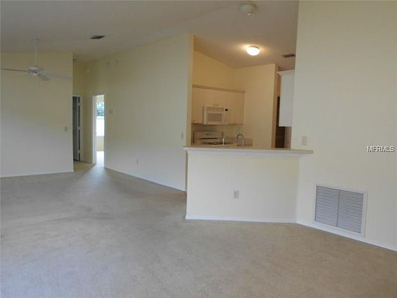 3rd image of 3627 Cambria Cir