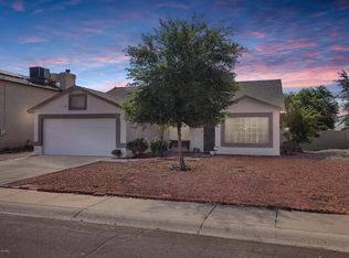 8979 W Ocotillo Rd, Glendale, AZ 85305
