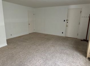 109 N Iowa St #1, Dodgeville, WI 53533