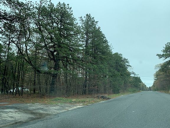 4th image of 120 Freeman Ln