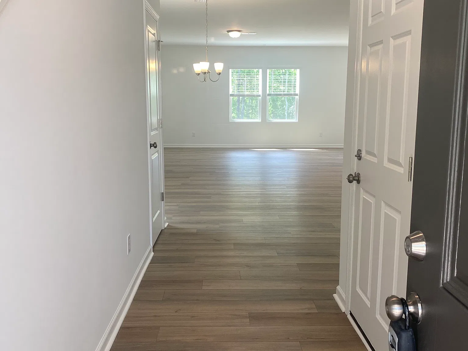 10003 Travis Floyd Ln — Photo 2