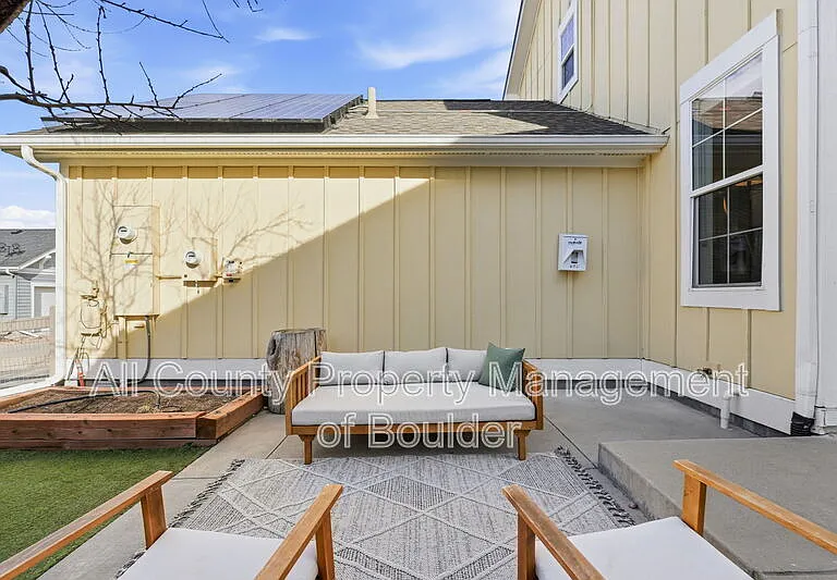 2823 Clear Creek Ln — Photo 33