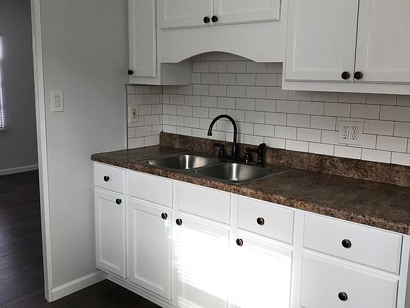 2nd image of 441 Keller Ave