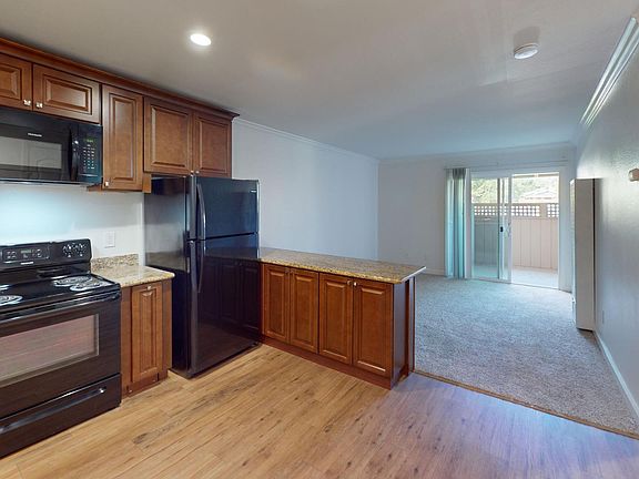3rd image of 16914 Sonoma Hwy APT 7