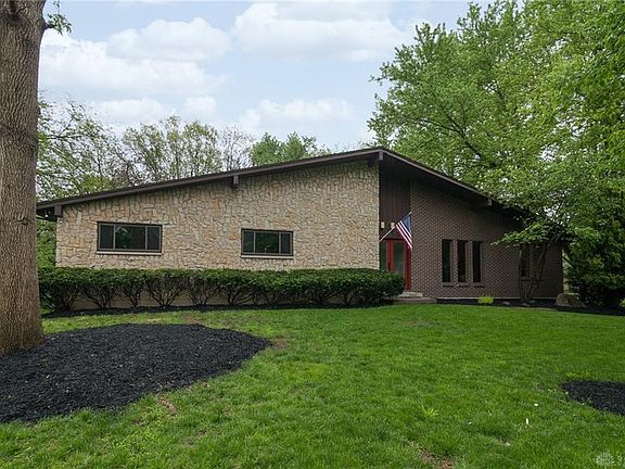2nd image of 8201 Elmway Dr