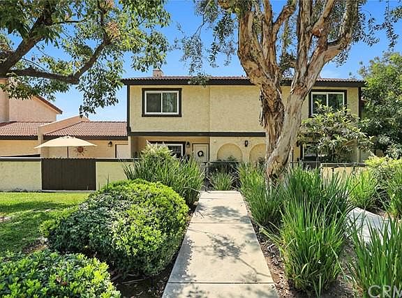 3rd image of 2774 Royal Oaks Dr #2