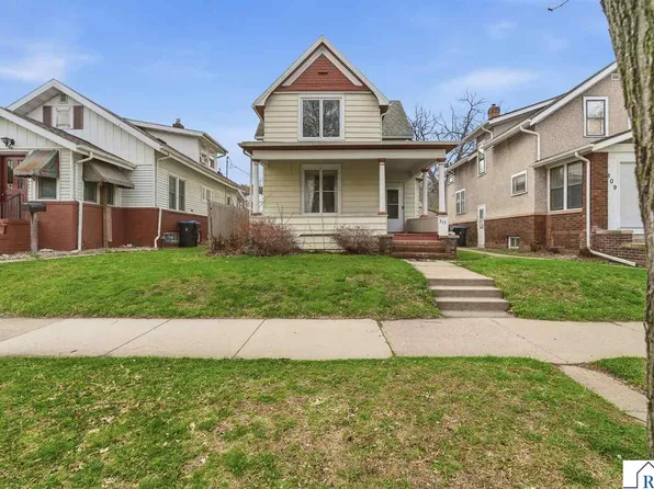 315 N Broad St, Mankato, MN 56001