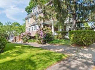 17 Davis Ave, Arlington, MA 02474