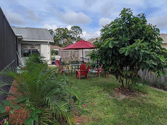 2nd image of 1469 Thornhill Ln