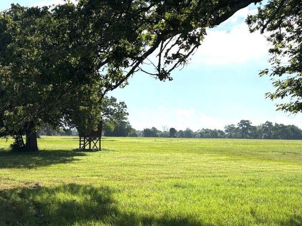 1228 County Road 348 Loop, Gause, TX 77857