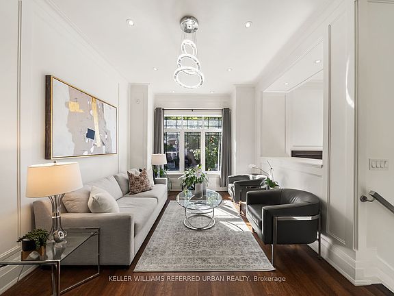 5th image of 32 Cranbrooke Ave