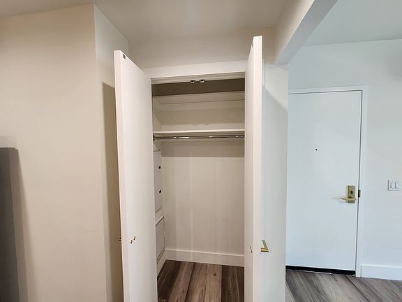 3rd image of 3333 Giles Pl APT B2