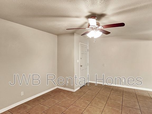 5th image of 2775 Herschel St APT 4