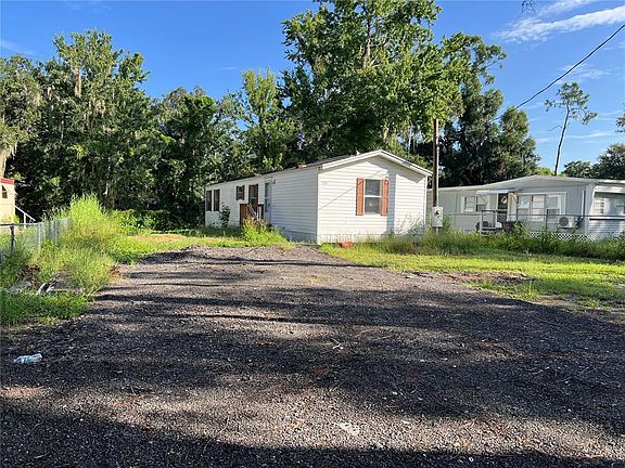 3rd image of 835 MEMPHIS ROAD