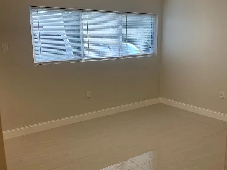 1531 NE 117th St #1 — Photo 11