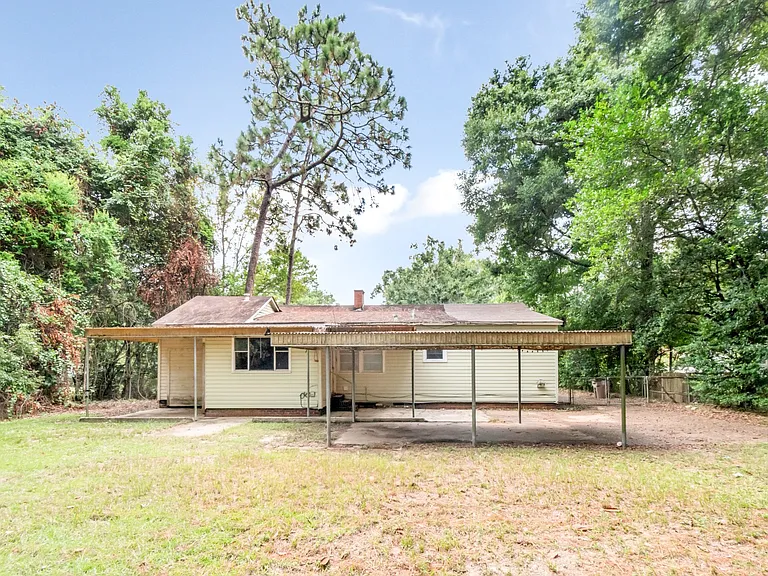 4904 Auburn Dr N — Photo 29