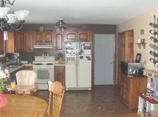 904 Bluff Ave, Kingsford, MI 49802