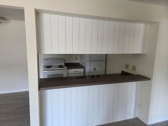 2nd image of 1393 Meadowcreek Dr APT 2