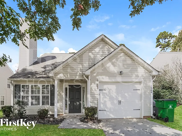 7008 Hidden Creek Dr — Photo 2