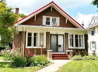 611 7th Ave, Sterling, IL 61081