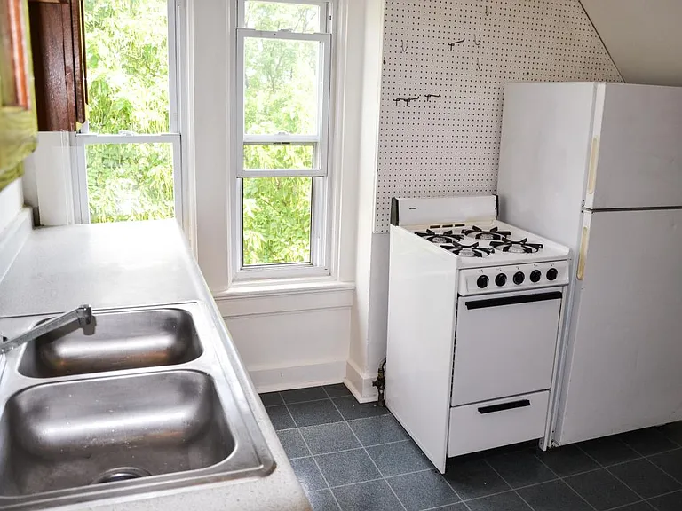 2703 Euclid Ave #3 — Photo 9