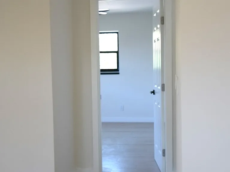 from living toward bedroom