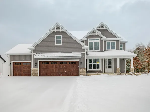 9865 Windflower Ln, Portage, MI 49024
