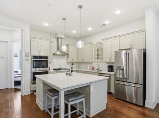 923 Katie Kerr Dr, Decatur, GA 30030